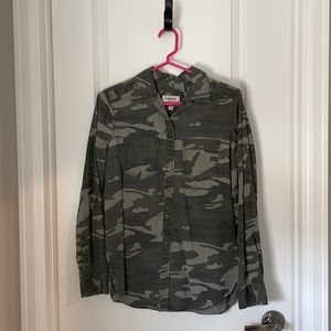Express Button-Down Camo Top